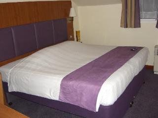 Premier Inn London Heathrow M4/J4 Hillingdon Bagian luar foto